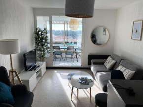 Résidence Porquerolles - Joli T1 à Bandol avec vue petite vue mer MAE-8734